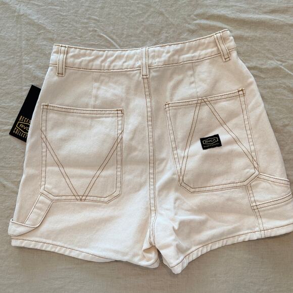 RVCA NWT | Recession in natural cream denim with red detail jean shorts | sz 25 - Picture 5 of 6